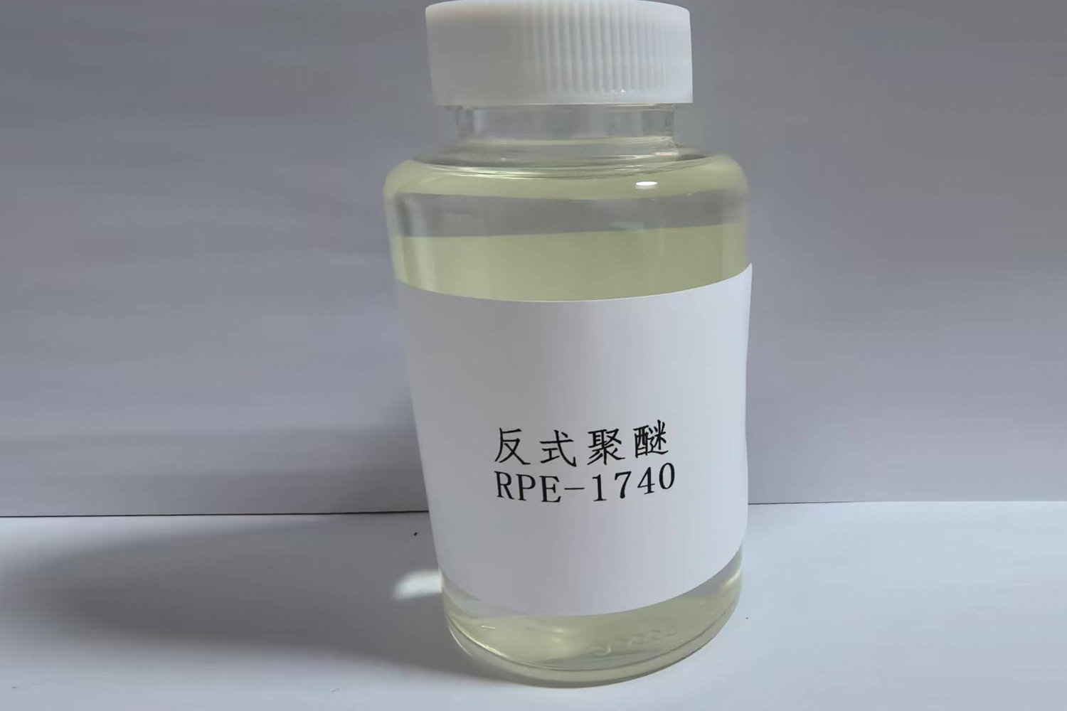 聚醚1720和聚醚1740有哪些區(qū)別：性能、應用